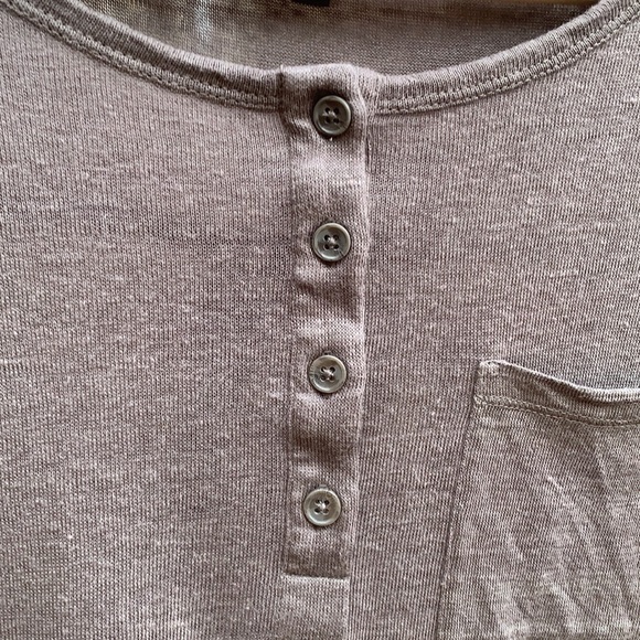Vince linen long sleeve pocket henley top in taupe - Picture 5 of 11